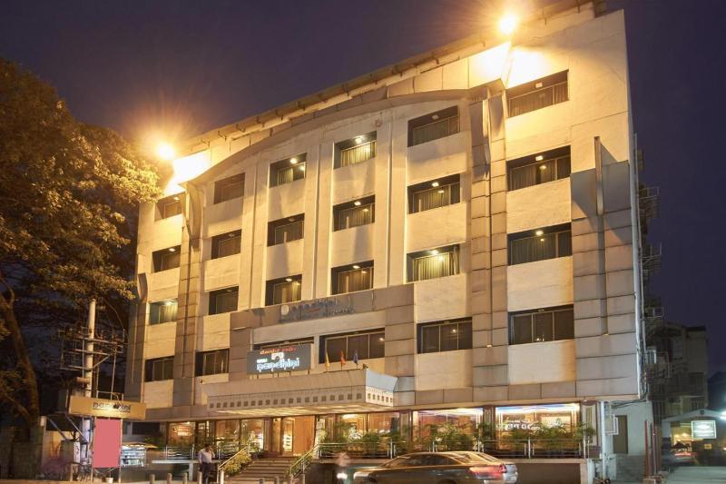 Hotel Nandhini - St. Marks Road Bangalore Exterior photo